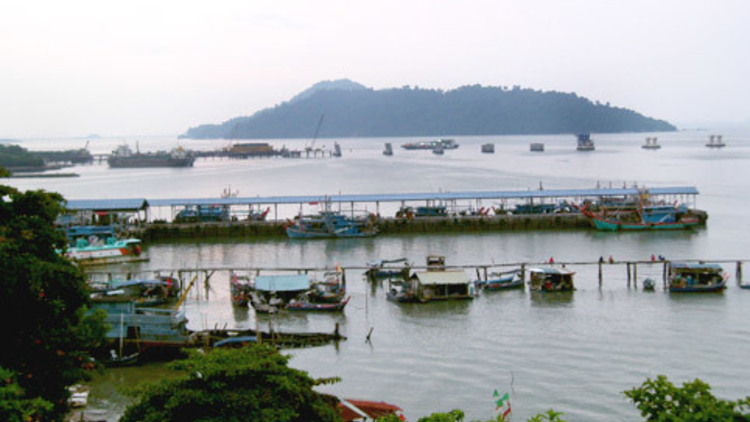 Batu Maung Fishing Village