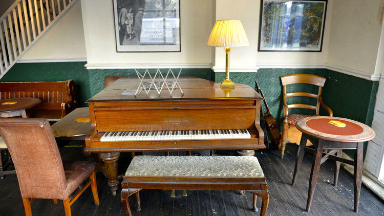 The Angel, Manchester, interior