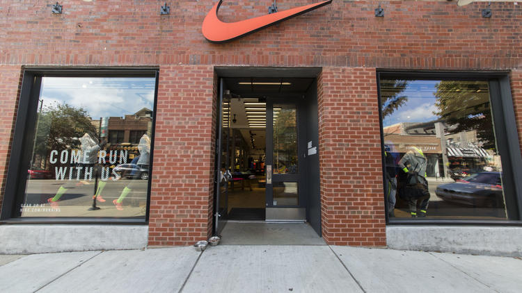 Nike store hotsell downtown chicago