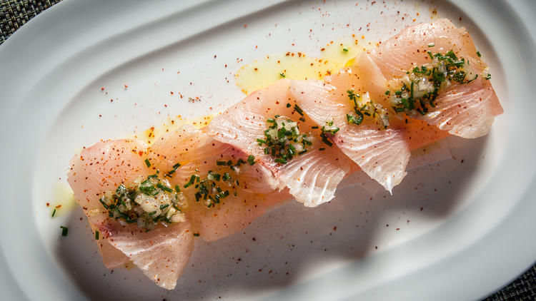 CHARLIE PALMER STEAK yellowtail sashimi