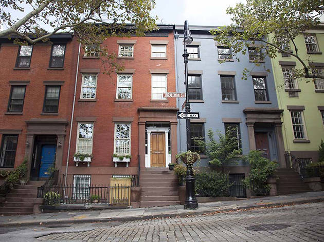 The NYC walking tour of the city's prettiest cobbled streets The NYC walking tour of the city's prettiest cobbled streets