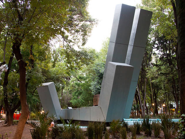 Mano del Parque España Mano del Parque España