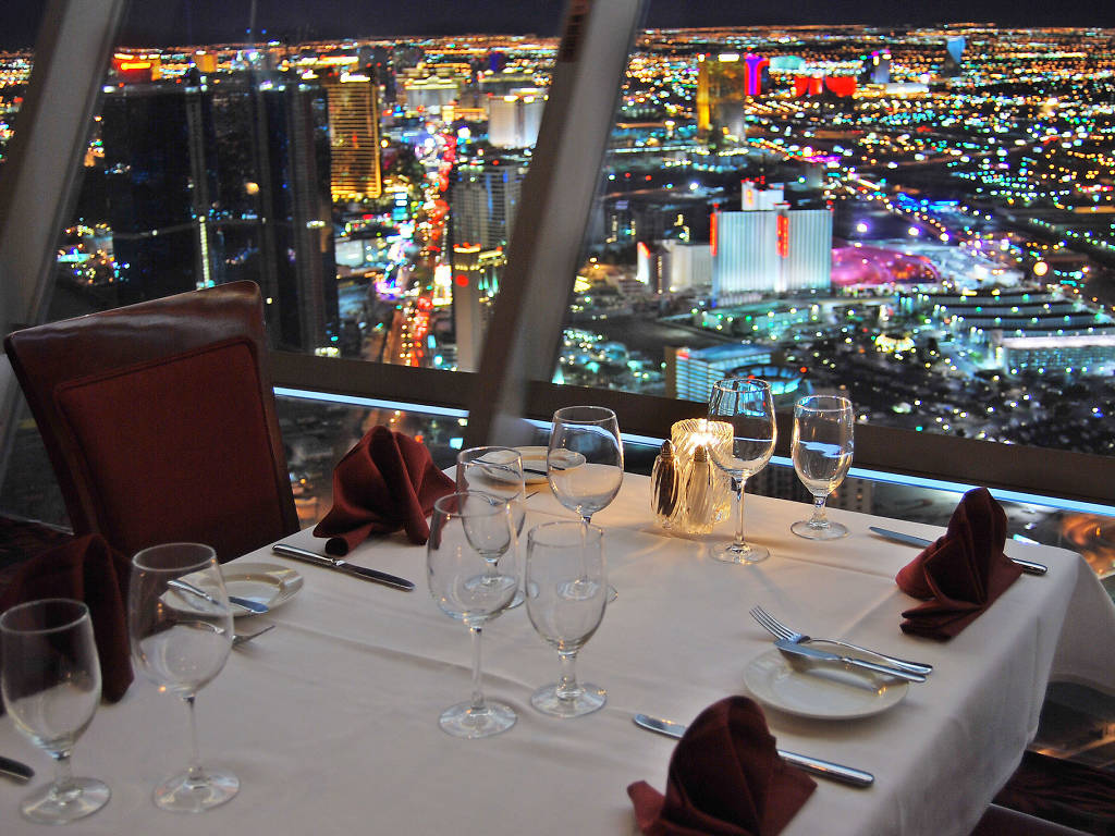 Romantic restaurants in Las Vegas for a special occasion