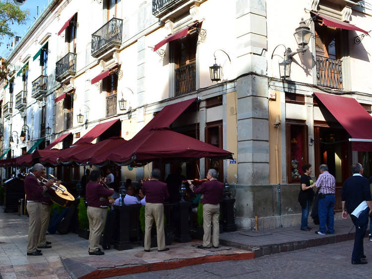 Casa Valadez. Anfitrión & Gourmet