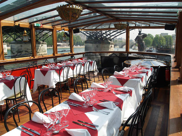 Paris – Dinner cruise options on the Seine – Time Out