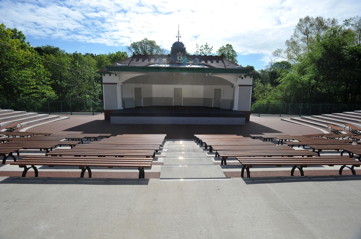 Kelvingrove Bandstand and Amphitheatre Music in Glasgow