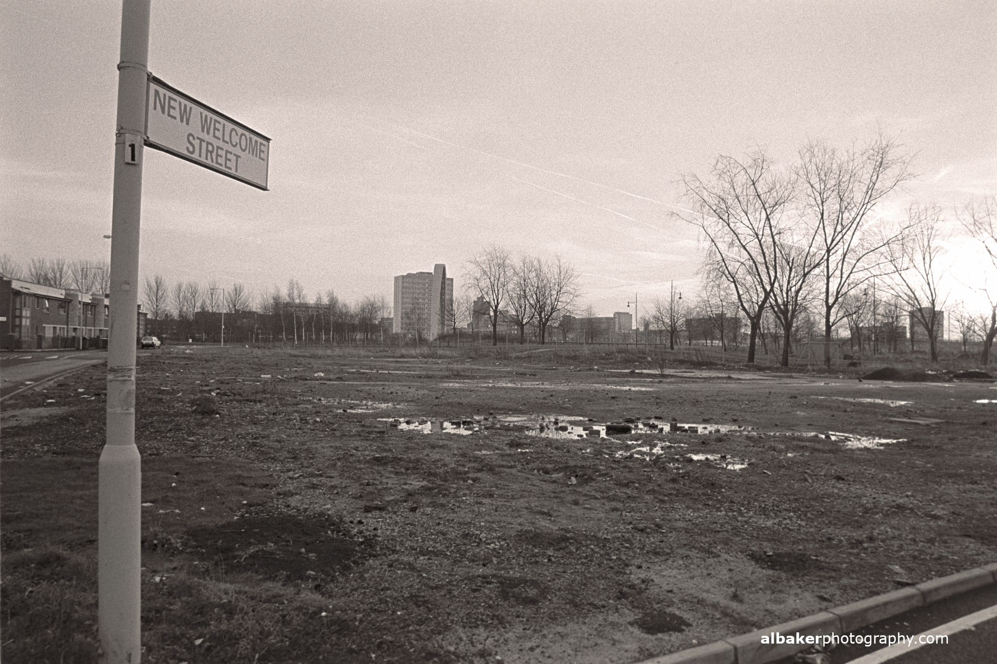 23 fascinating photos of old Hulme from Al Baker