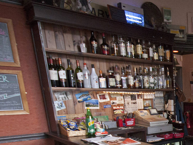 Eagle Inn, Manchester, Interior