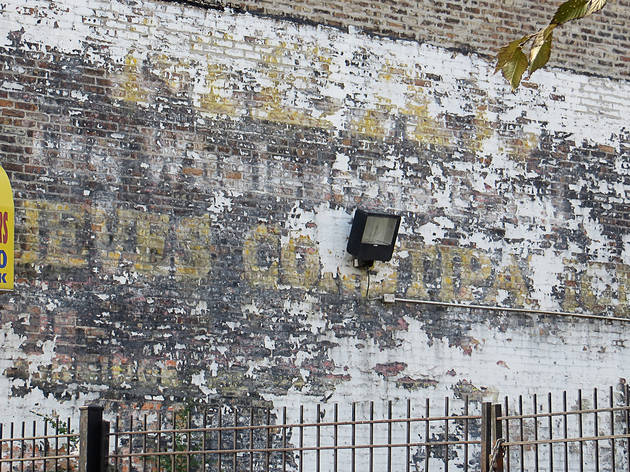 Ghost signs in Chicago: advertisements from the past