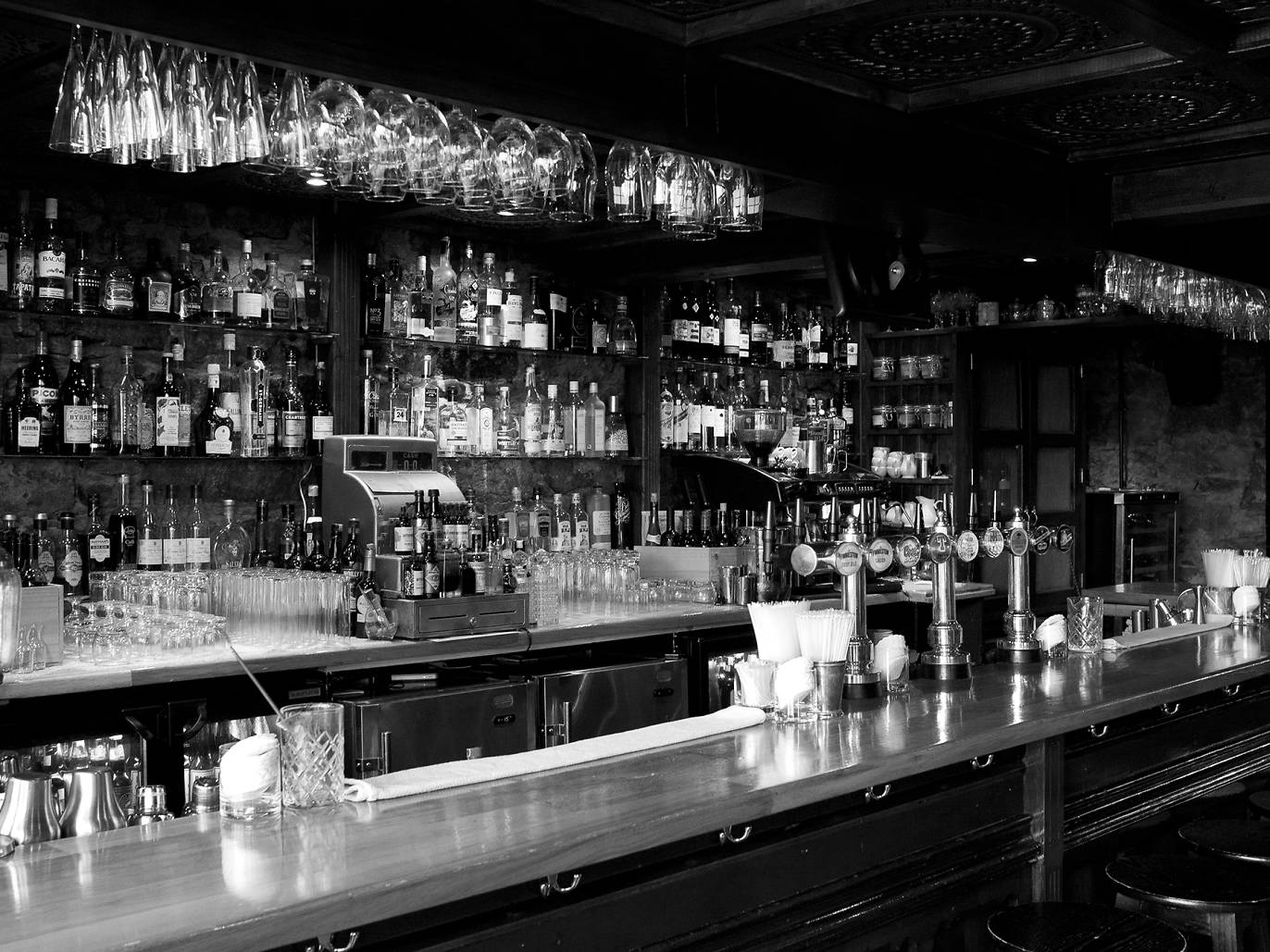 20 Best Bars in Glasgow Our Guide To The City's Top Drinking Spots