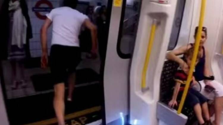 Video: man vs tube