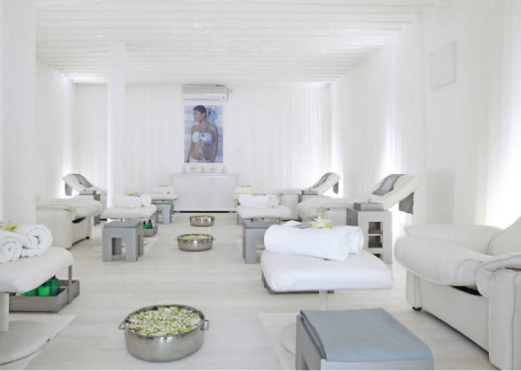 White by Spa Ceylon is a spa in Colombo