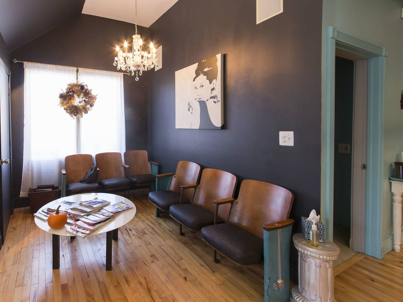 Hair salons in Chicago for hair cuts, color and blowouts