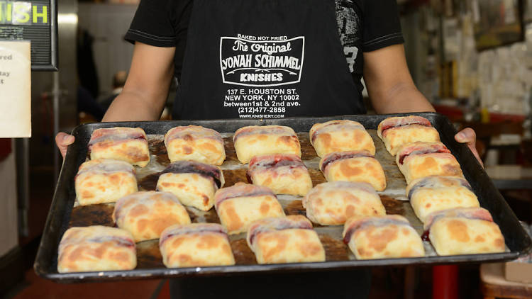 Yonah Schimmel Knish Bakery