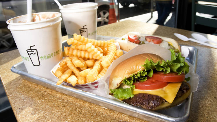 SHAKE SHACK NYNY HOTEL (LV BLVD), Las Vegas - The Strip - Menu, Prices &  Restaurant Reviews - Order Online Food Delivery - Tripadvisor