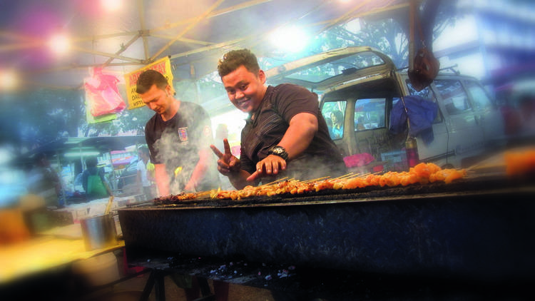 Macallum Street satay seller