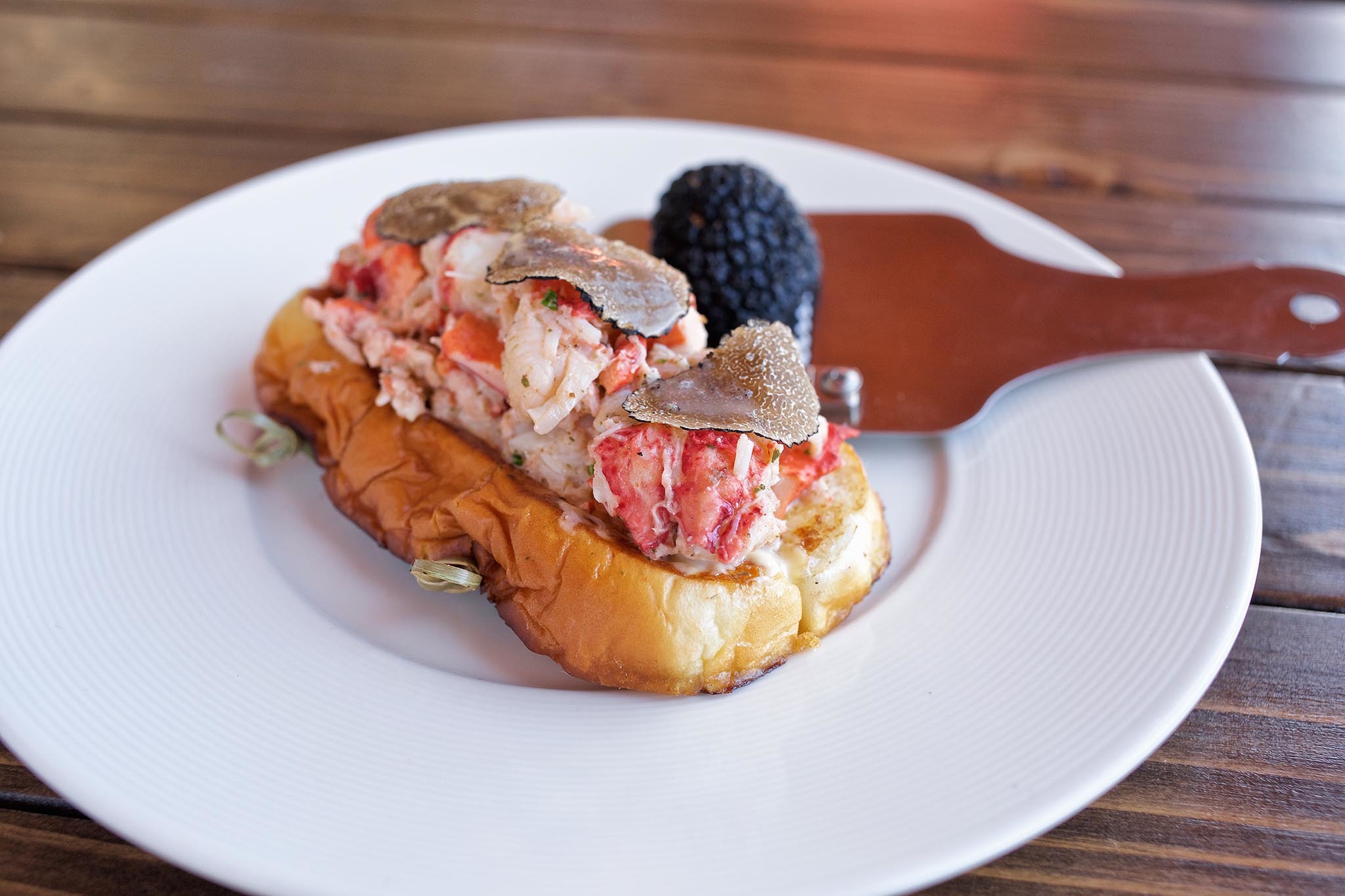 The best lobster rolls in Los Angeles to satisfy your cravings