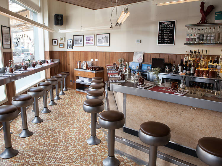 Dove's Luncheonette