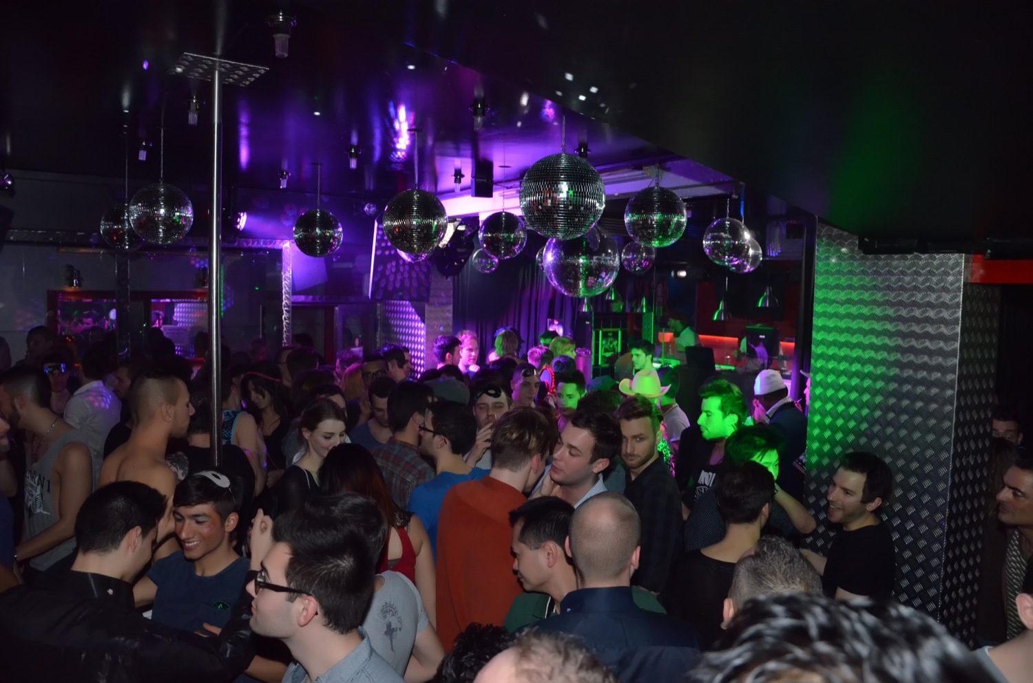 Gay clubbing – Time Out Paris