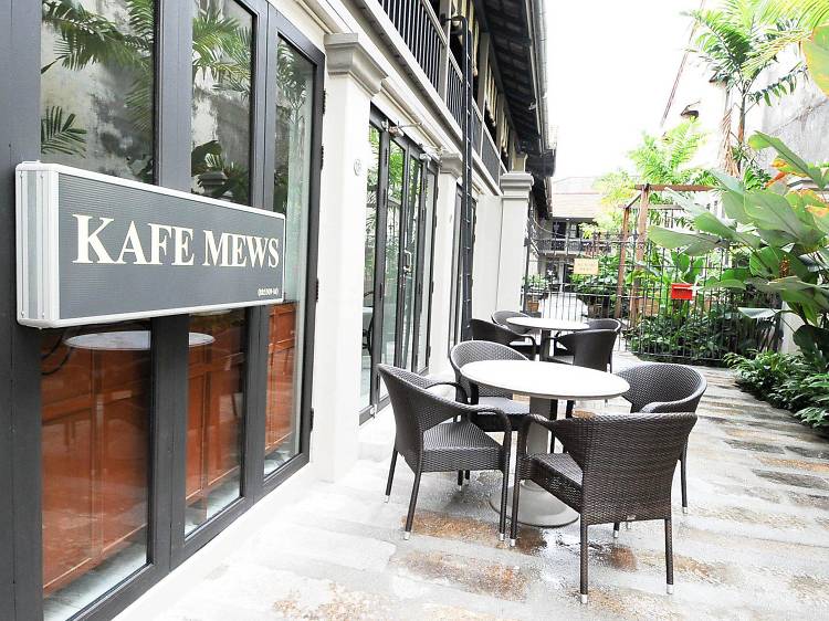 Kafe Mews, Jalan Muntri