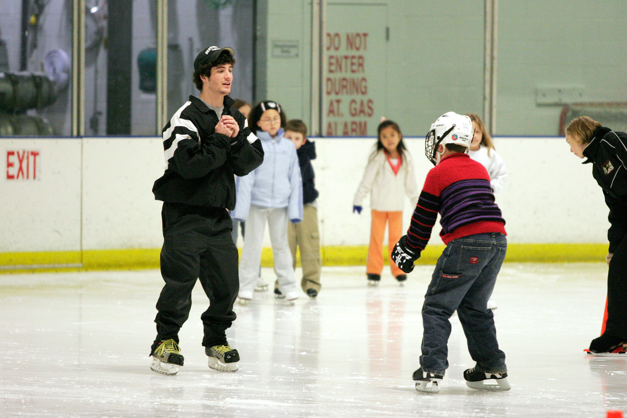 Iceskating rinks in DC, including indoor and outdoor rinks