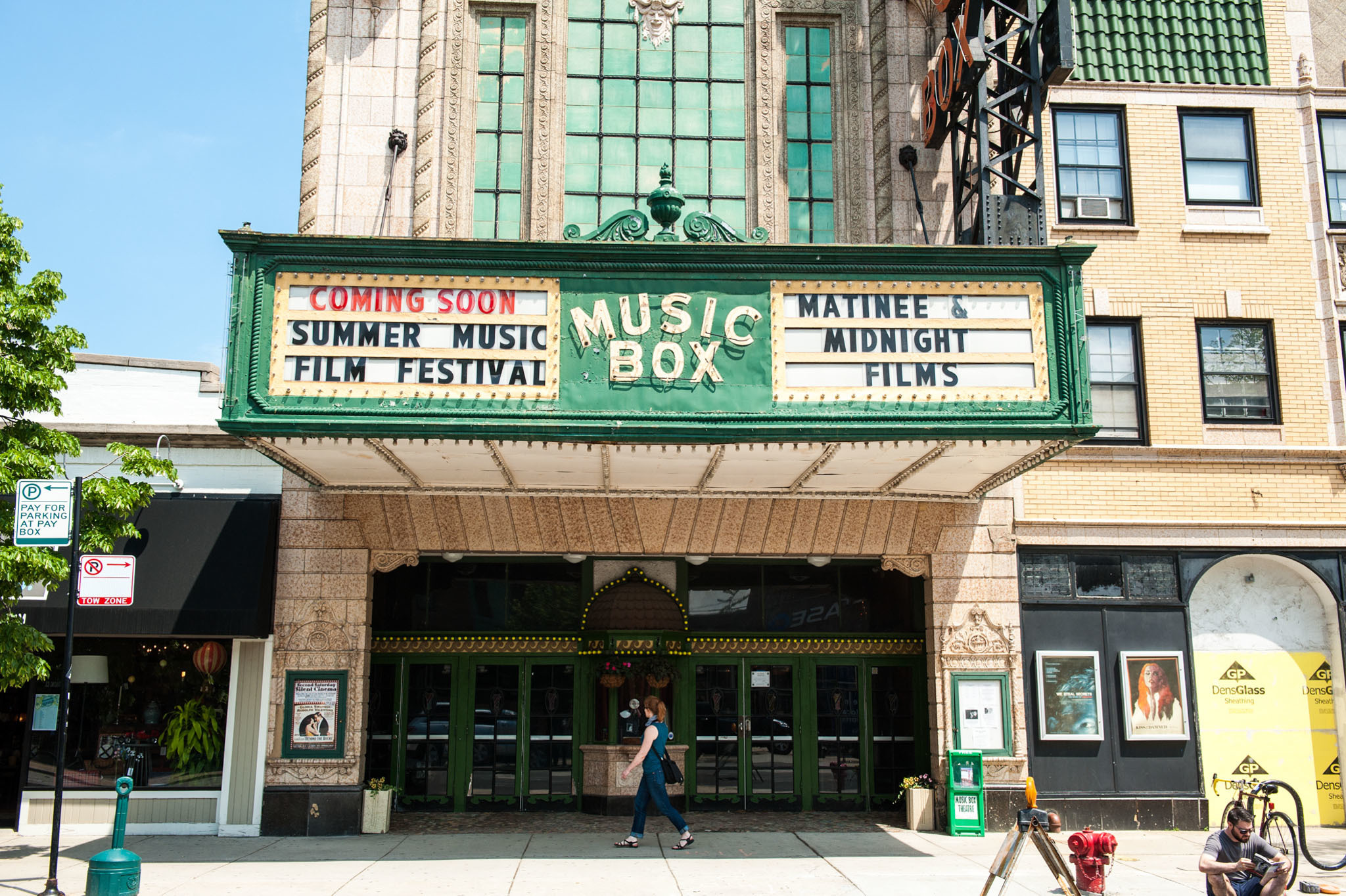 The 14 Best Movie Theaters in Chicago