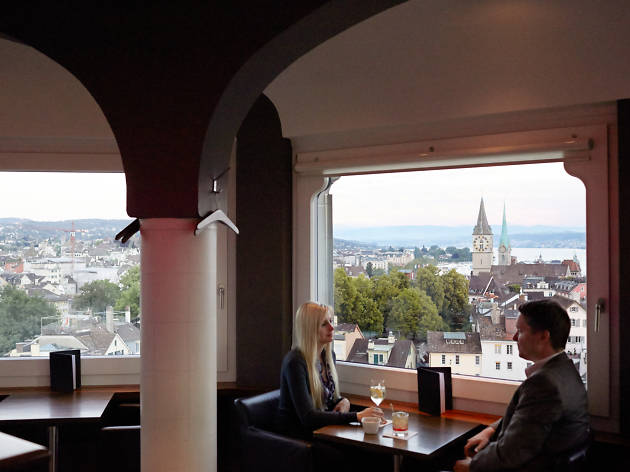 Jules Verne • Zurich Jules Verne • Zurich