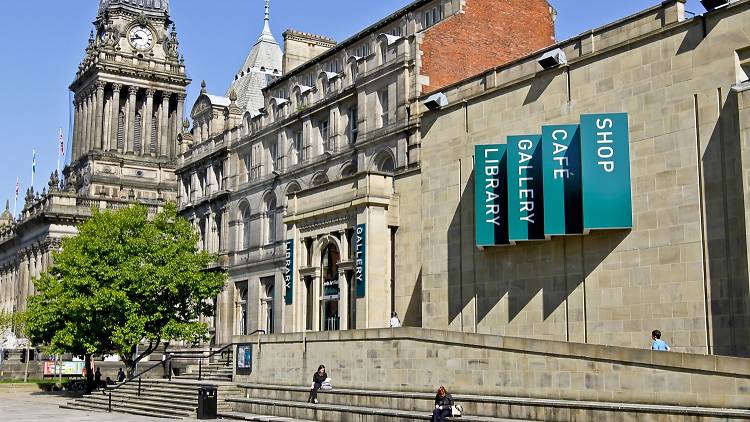 Leeds Art Gallery, Galleries, Leeds