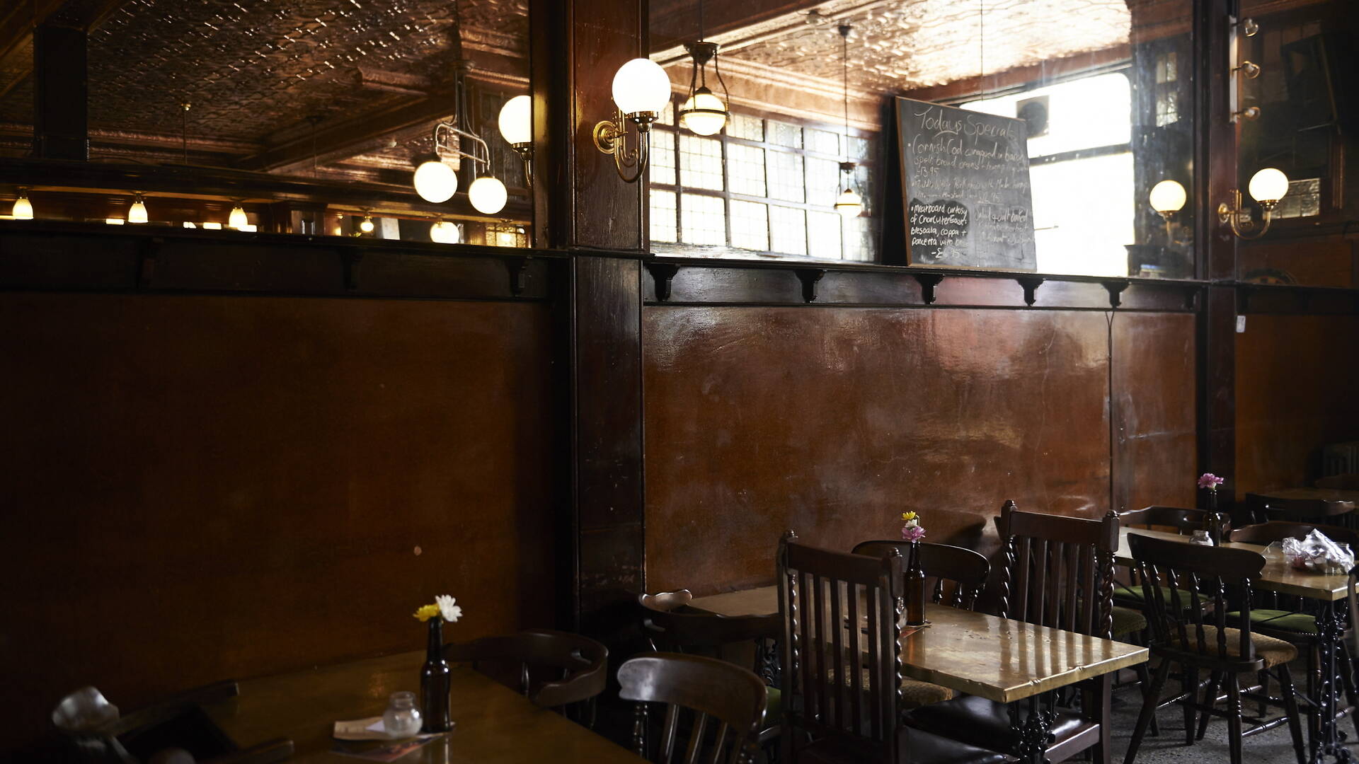 Adam & Eve Bars and pubs in Homerton, London