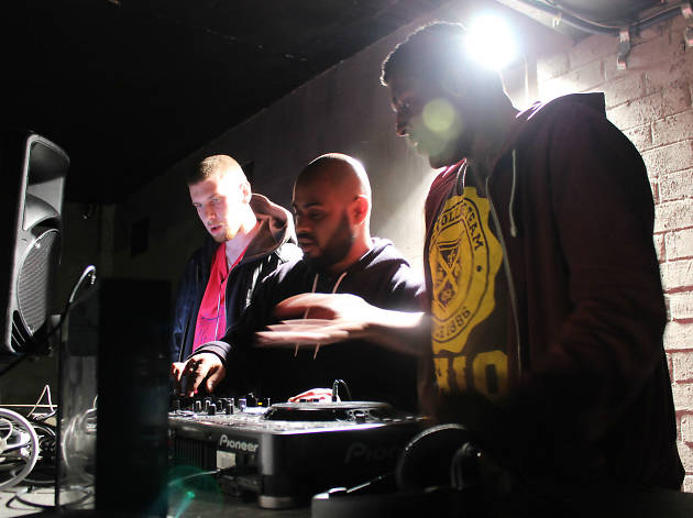 DJs DJs