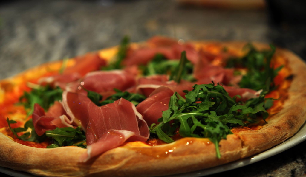 L'Artista Restaurants in Golders Green, London