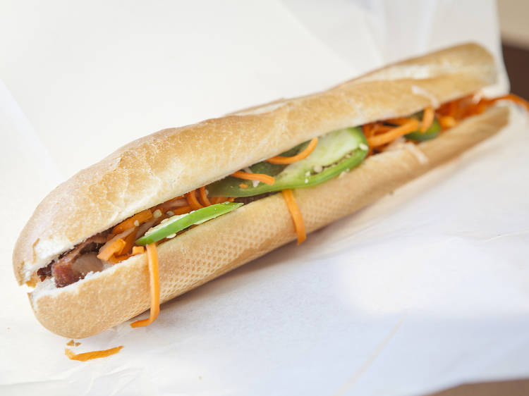 Banh Mi & Che Cali