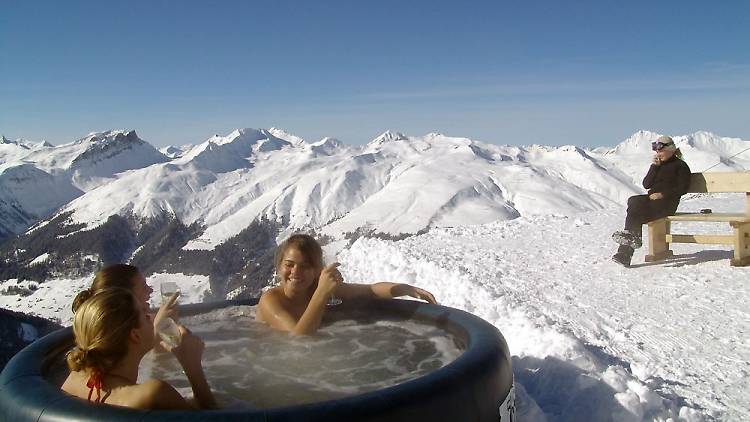 8. Enjoy the aprés-ski in town and on the mountainside   