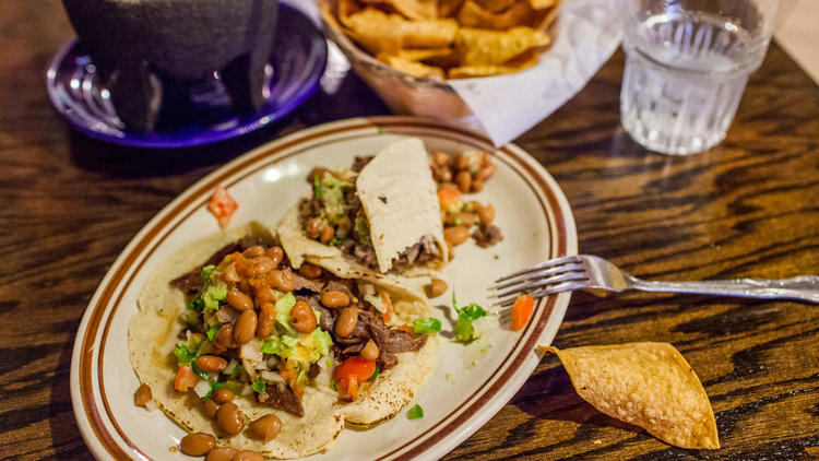 Cecina tacos at La Casa de Samuel