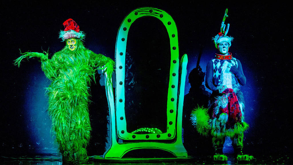 Dr. Seuss' How the Grinch Stole Christmas! The Musical Theater in Chicago