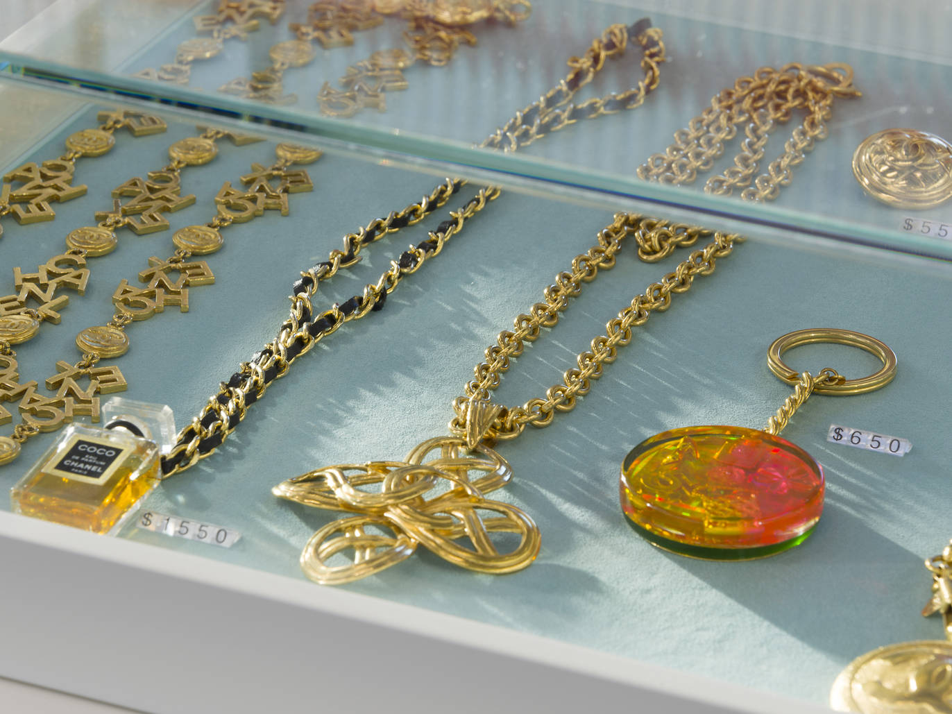 Guide to Melrose Avenue shops, restaurants, bars and more