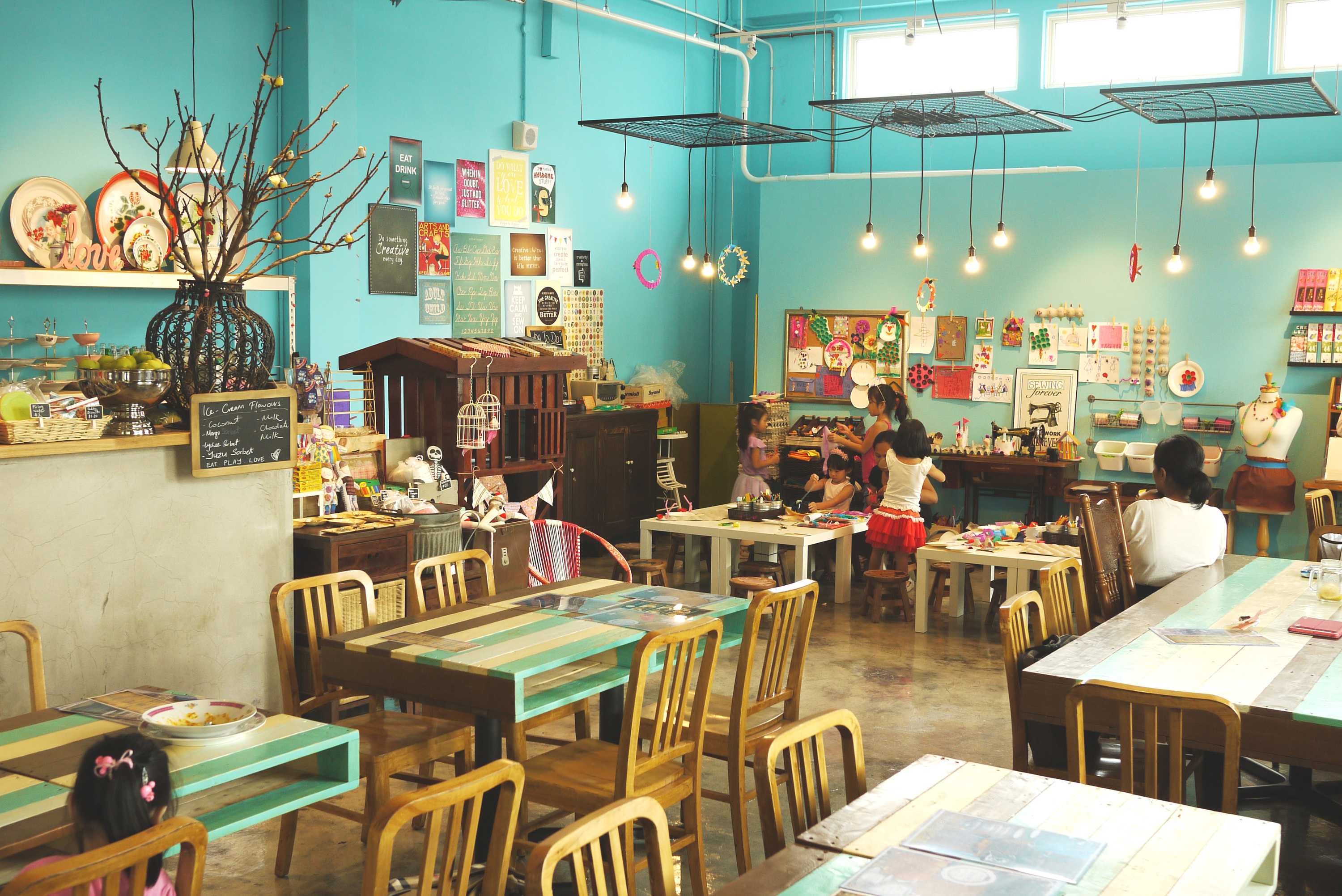 Eatplaylove Caf Restaurants In Rochor Singapore   Image 