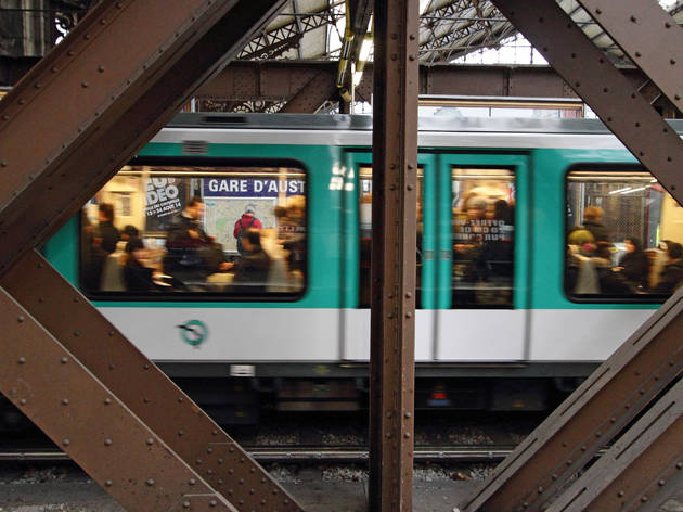 Paris métro gare d'Austerlitz Paris métro gare d'Austerlitz