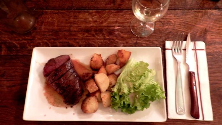 Robert et Louise  Restaurants in Le Marais, Paris