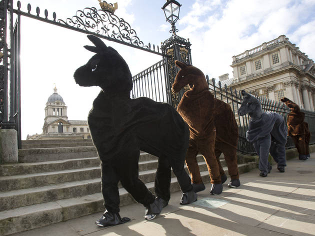 London Pantomime Horse Race | Things to do in London