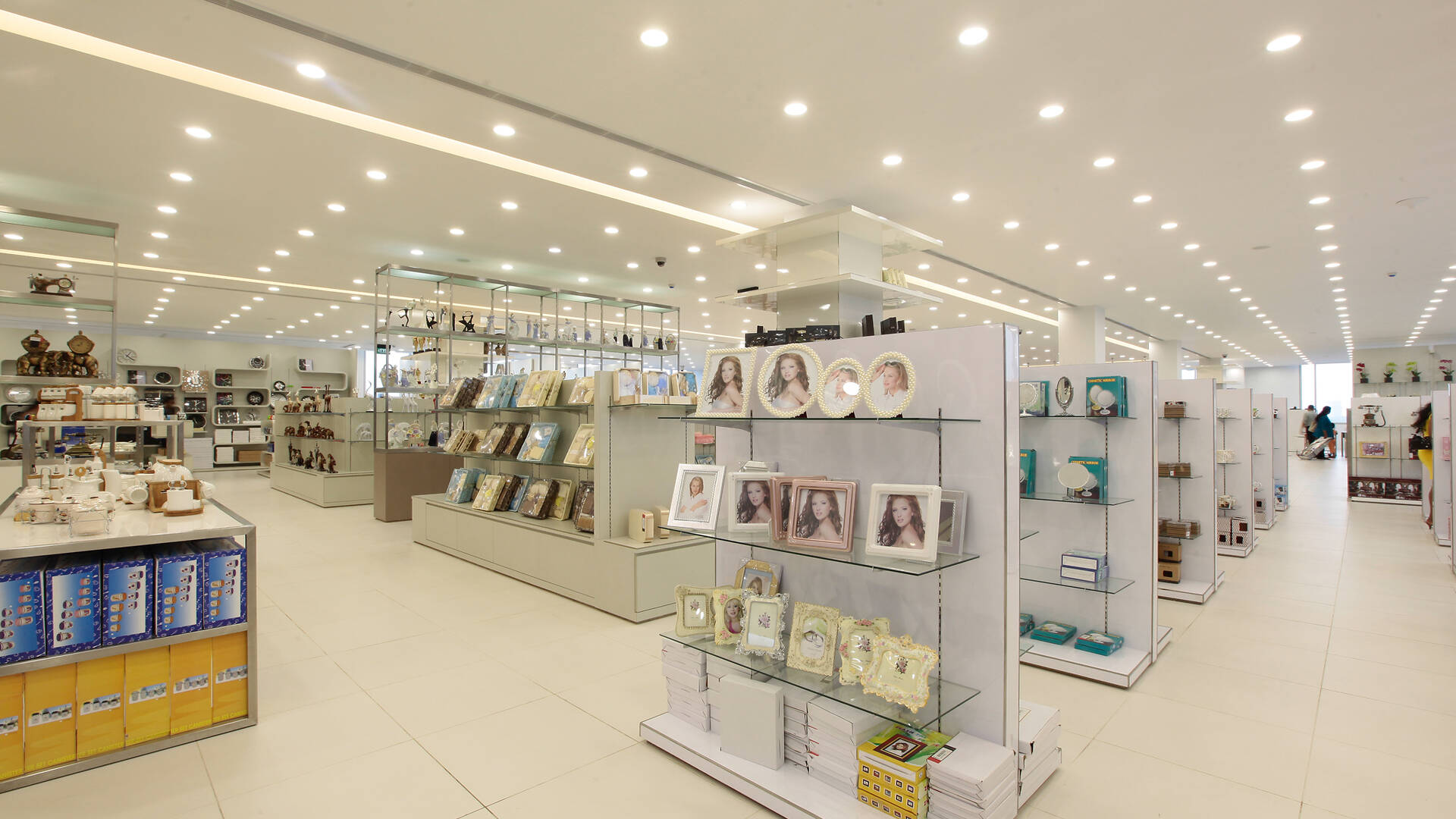 House of Fashions Shopping in Colombo 8, Sri Lanka