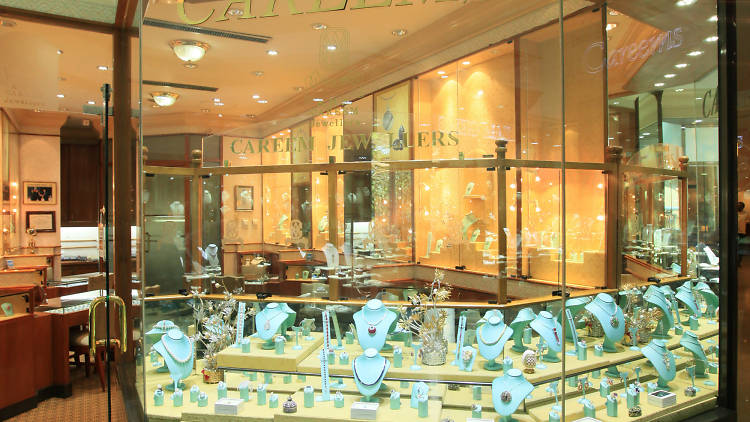 Careems Jewellers is a gem and jewellery store in Colombo