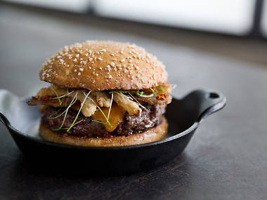 The best burger restaurants in Los Angeles The best burger restaurants in Los Angeles