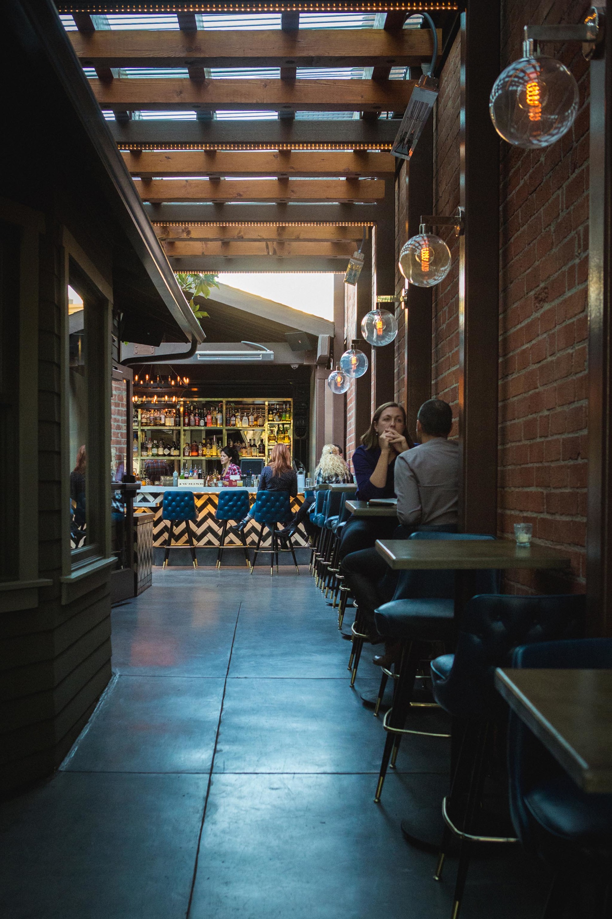 Best Pasadena Bars for Beer, Wine and Cocktails