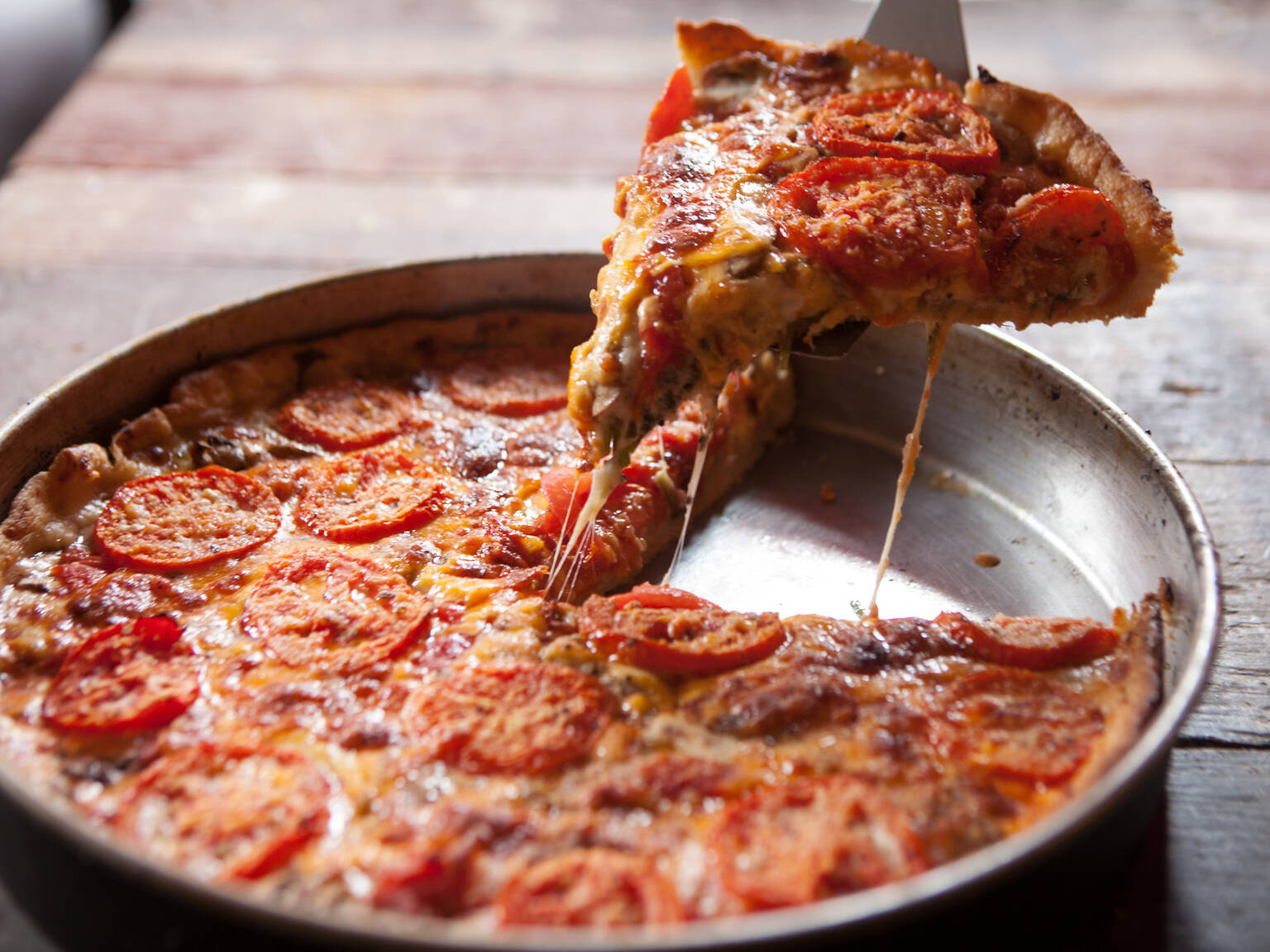 25 Best Deep Dish Pizzas in Chicago for Giant, Cheesy Slices