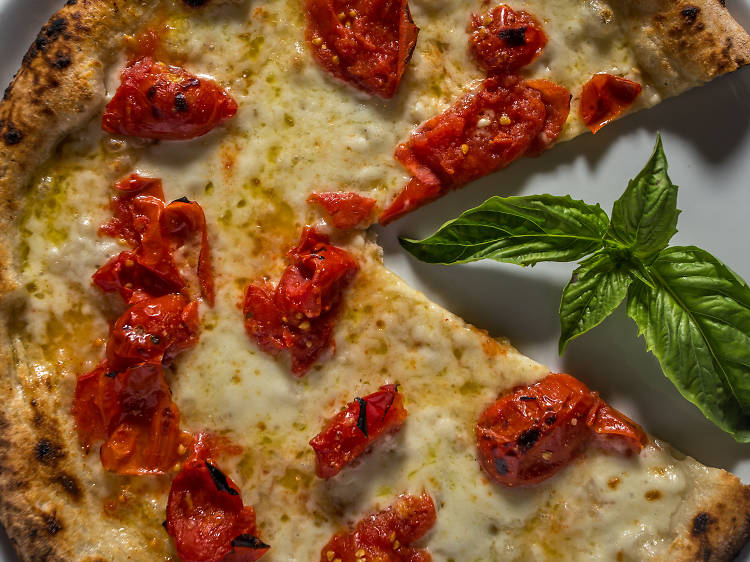 PROVA pizza con pomodoro del piennolo PROVA pizza con pomodoro del piennolo