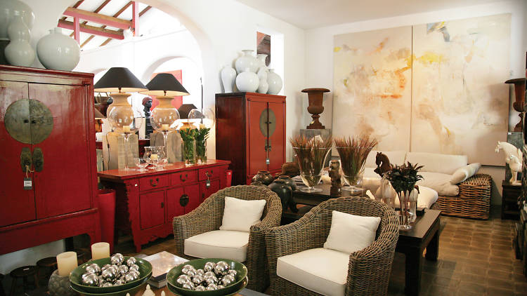 Paradise Road Design Warehouse is a shop in Colombo