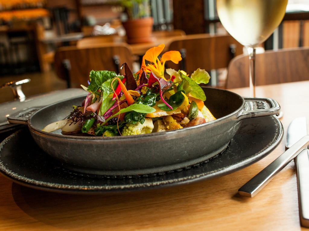 Where to find the best salads at Chicago restaurants