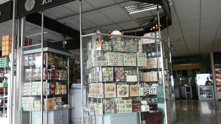 Mlesna Tea Centre is a tea shop in Colombo