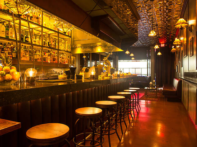 Blue Collar Bars In Fairfax District Los Angeles